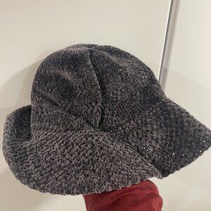 San Diego Hat Company Grey Crocheted Hat – Cozy Style Meets Timeless Elegance